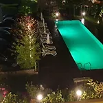 Tiffany Готель Мерано
